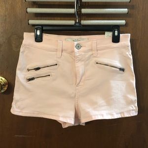 Stretchy pink shorts